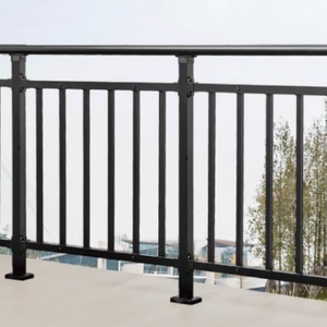 Aluminum guardrail